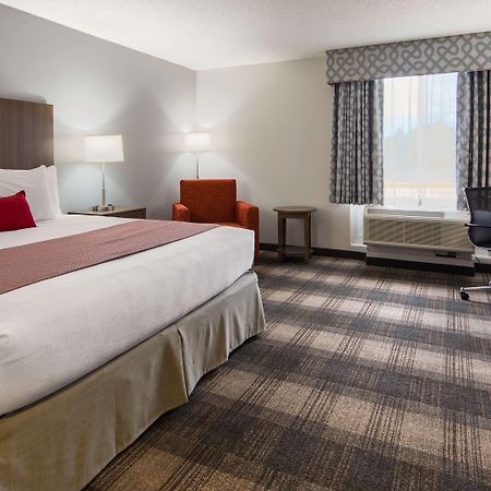 Best Western Plus Philadelphia-Choctaw Hotel And Suites Екстериор снимка