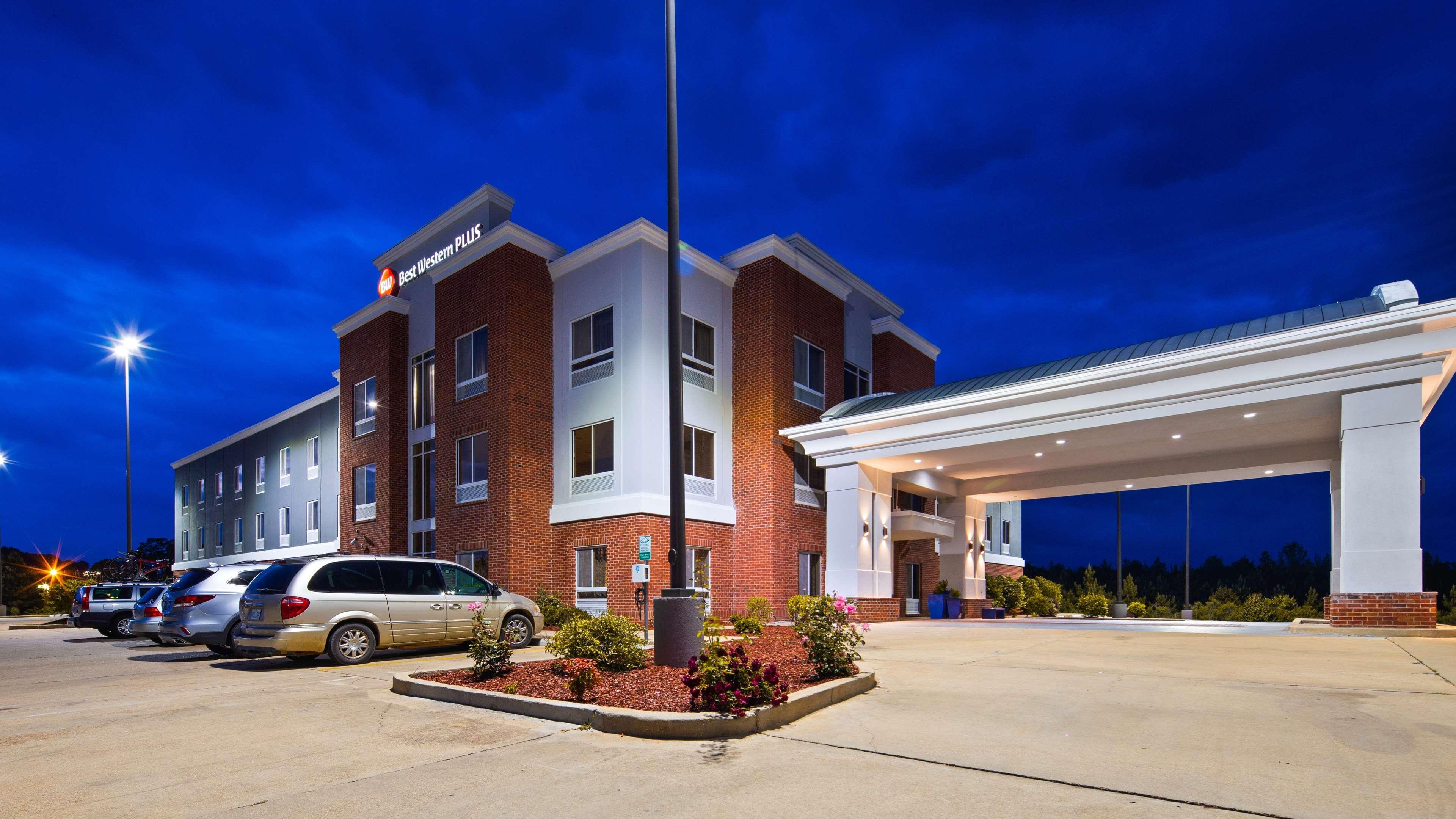 Best Western Plus Philadelphia-Choctaw Hotel And Suites Екстериор снимка